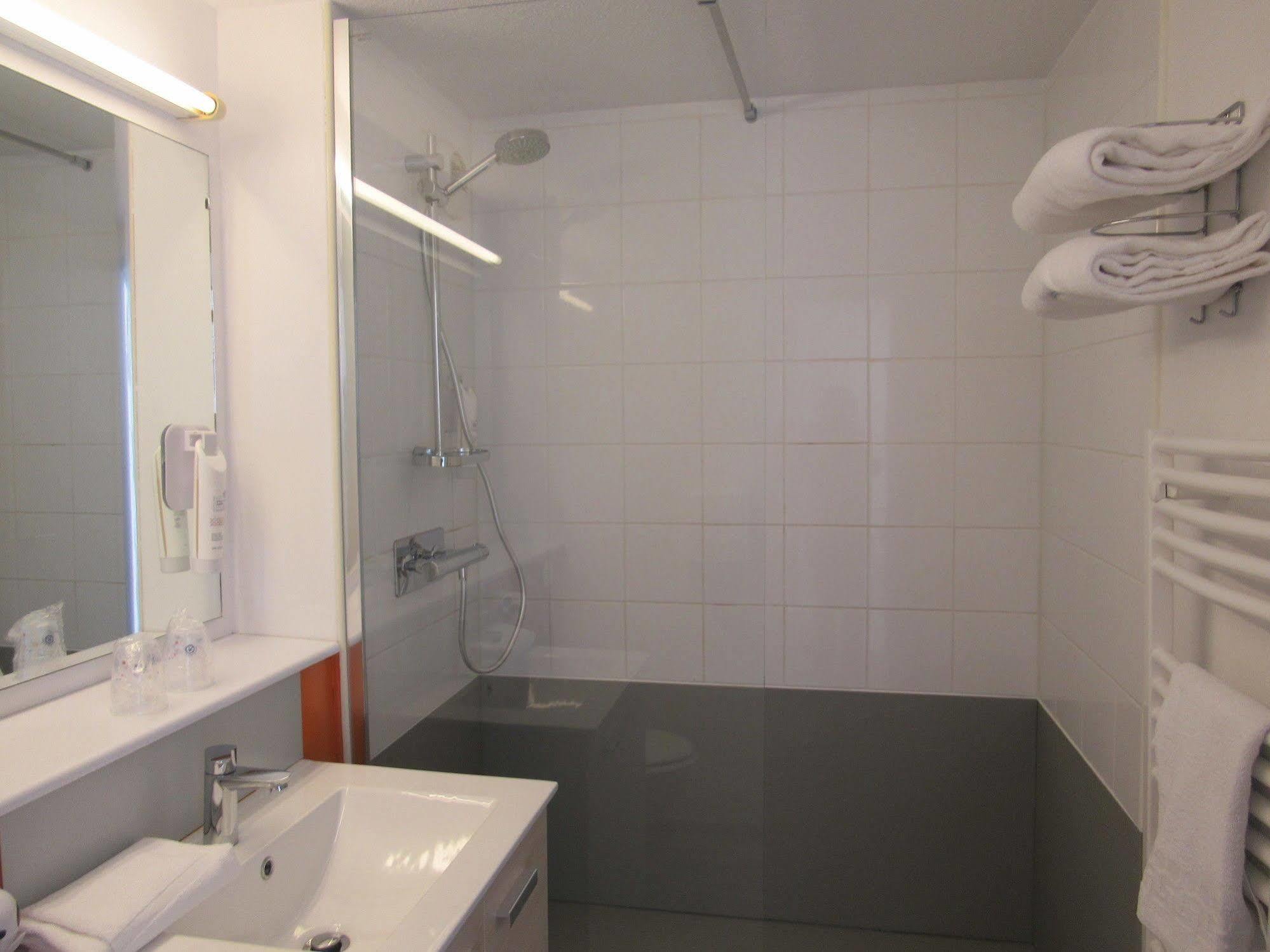 Brit Hotel Confort Morlaix Saint-Martin-des-Champs  Luaran gambar